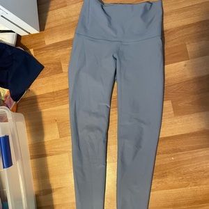 Periwinkle Old Navy Active Leggings